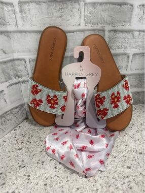 Happily Grey Beaded Lobster Slide Sandals with Matching Scarf, 7.5, NWT
